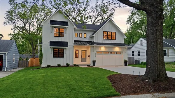 $1,475,000 | 5325 West 72nd Street, Prairie Village, KS 66208