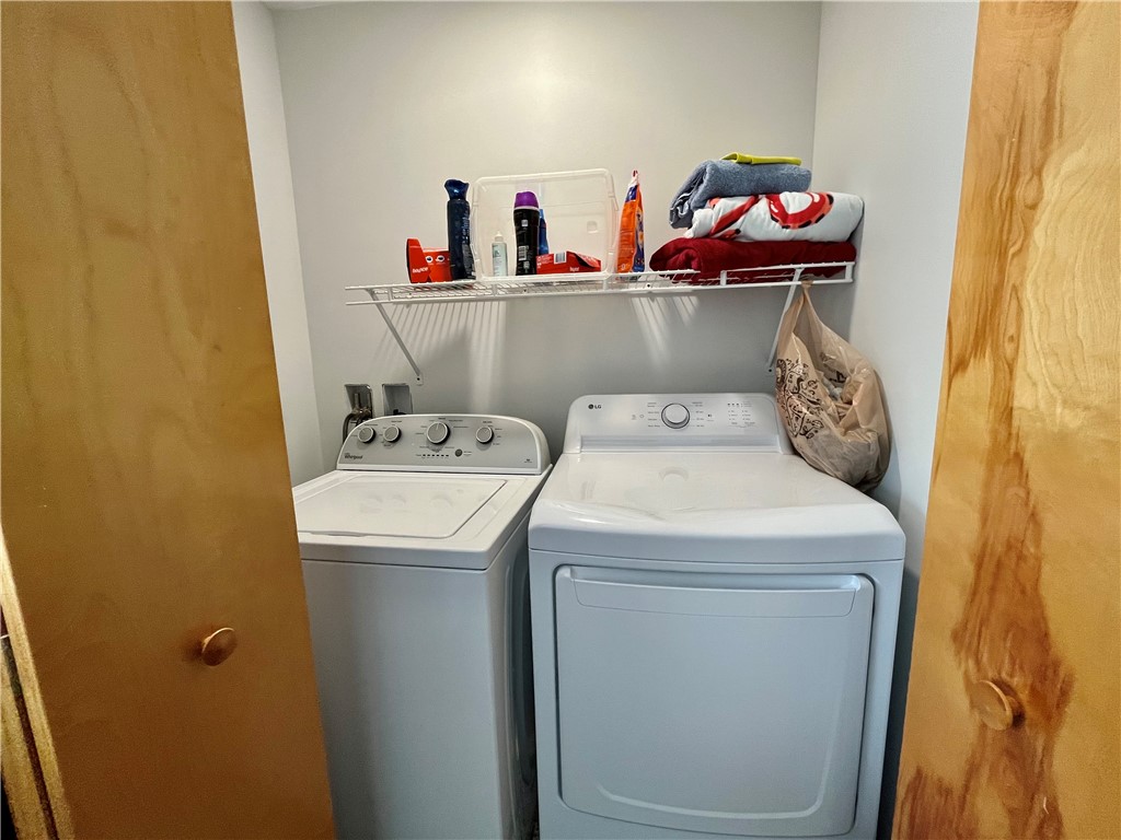 27 South Shore Road Little Compton, RI 02837 - Photo 17 of 22