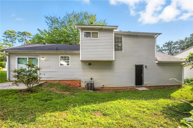 $211,000 | 2123 Lown Farm Lane, Lithonia, GA 30058