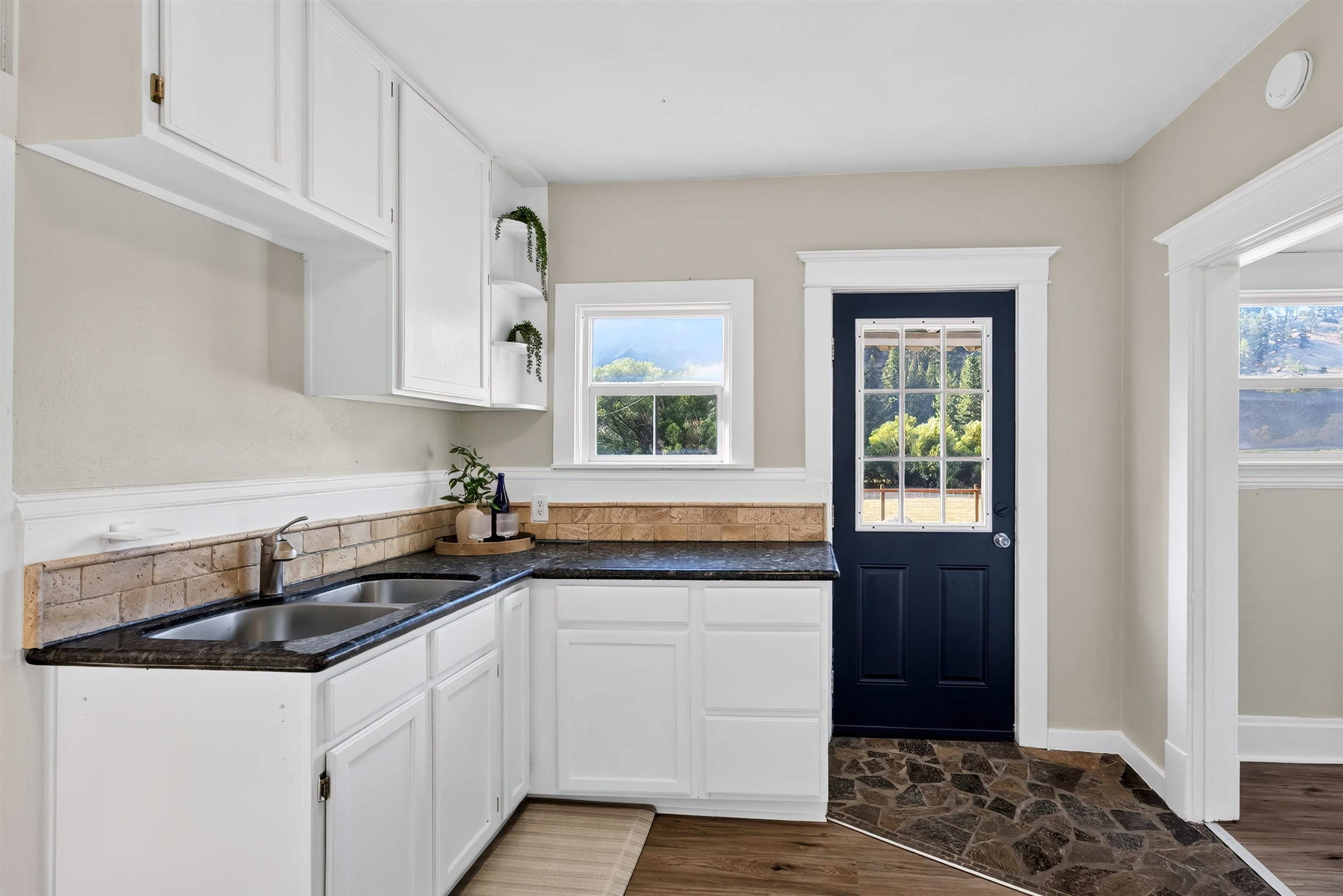 9306 Cheney Spokane Road Spokane, WA 99224 - Photo 10 of 30 Gallery Image 10