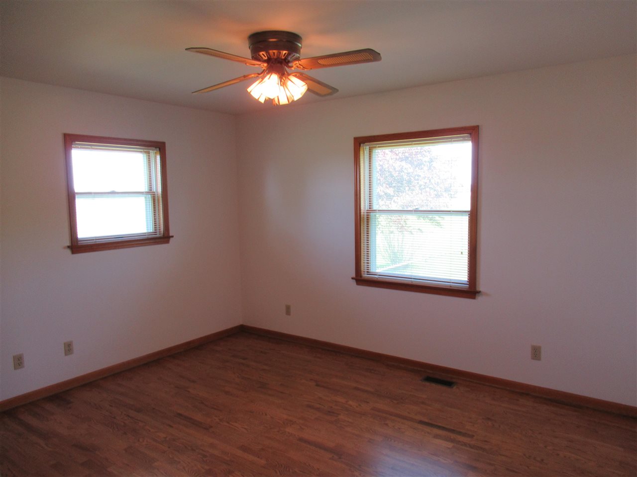 6741 Reside Road Imlay City, MI 48444 - Photo 14 of 62 50076301-13.JPG