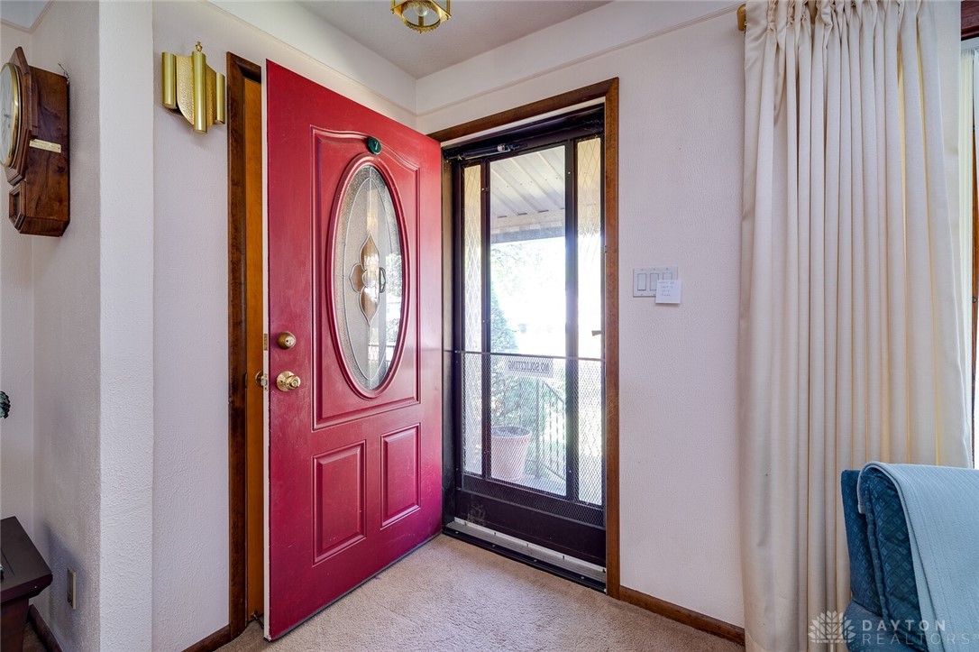 386 Spinning Road Riverside, OH 45431 - Photo 3 of 40 Gallery Image 3