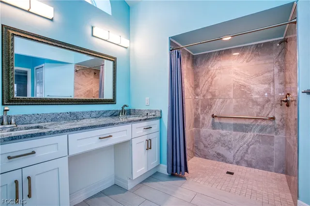 $7,500 | 911 Southwest 3rd Avenue, Cape Coral, FL 33991