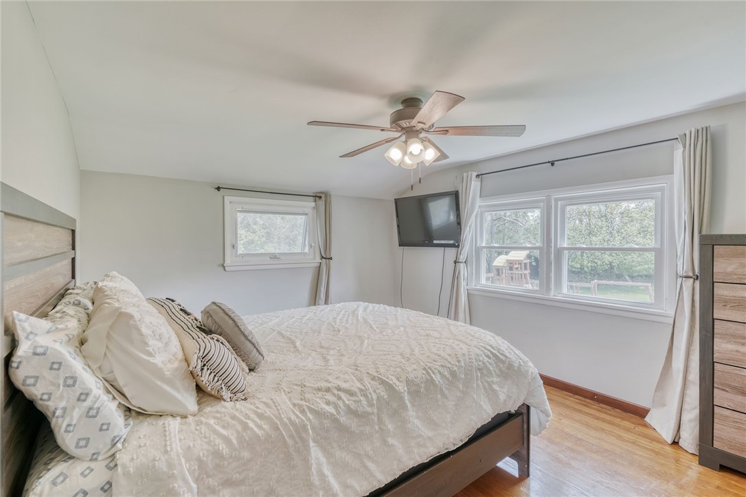 1293 Lake Road Webster, NY 14580 - Photo 14 of 40