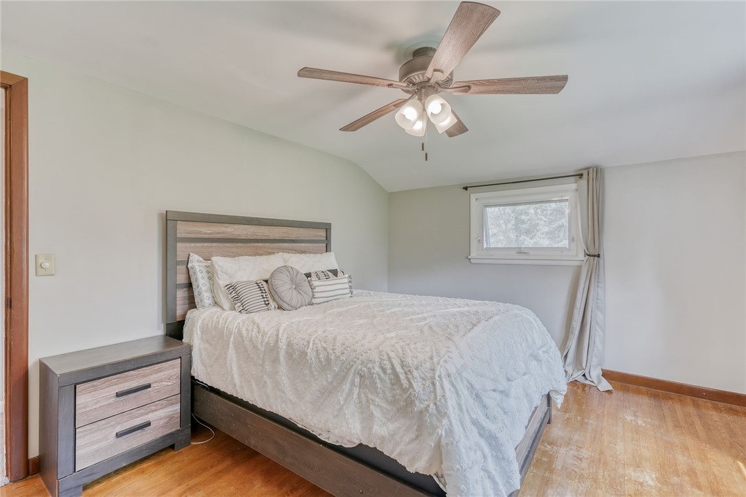 1293 Lake Road Webster, NY 14580 - Photo 15 of 40