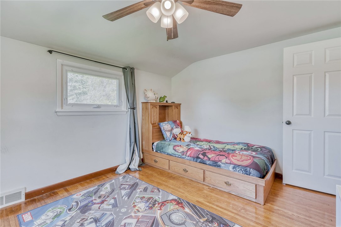 1293 Lake Road Webster, NY 14580 - Photo 18 of 40