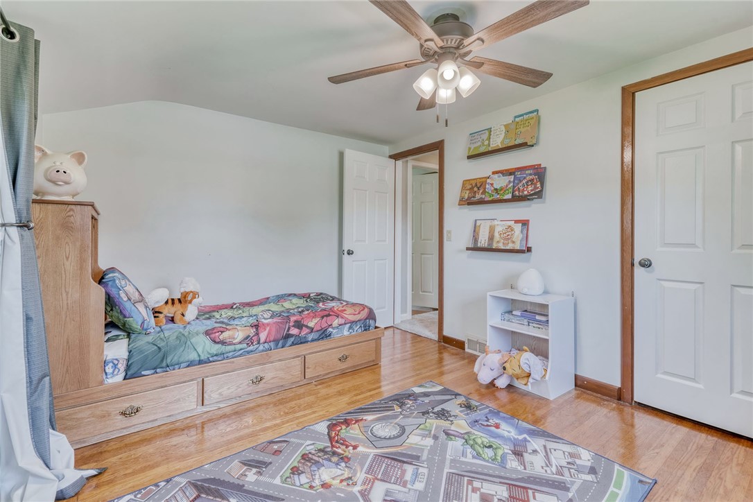 1293 Lake Road Webster, NY 14580 - Photo 19 of 40