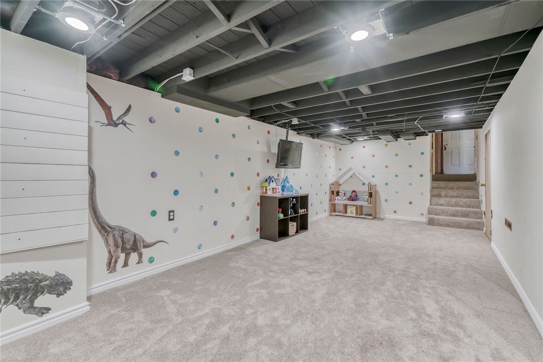 1293 Lake Road Webster, NY 14580 - Photo 26 of 40