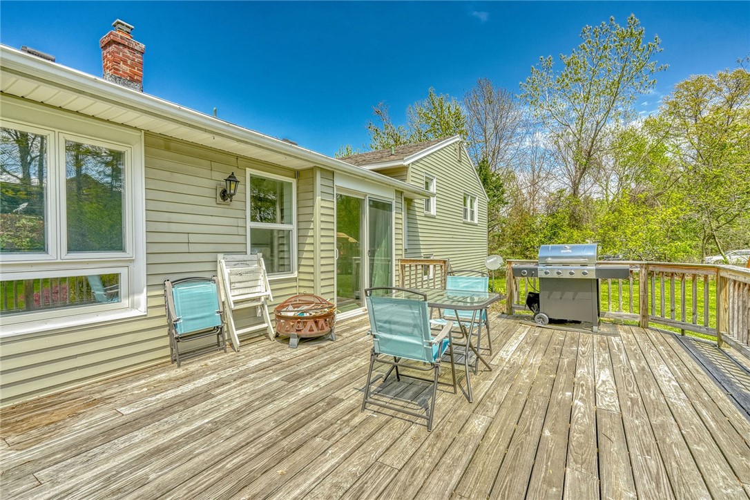 1293 Lake Road Webster, NY 14580 - Photo 33 of 40