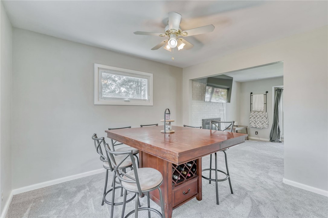 1293 Lake Road Webster, NY 14580 - Photo 7 of 40