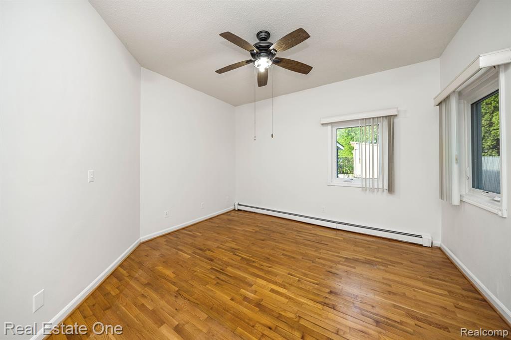 48712 Point Lakeview Street Chesterfield, MI 48047 - Photo 45 of 71