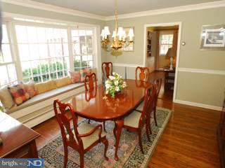 111 Ladderback Lane Devon, PA 19333 - Photo 3 of 6