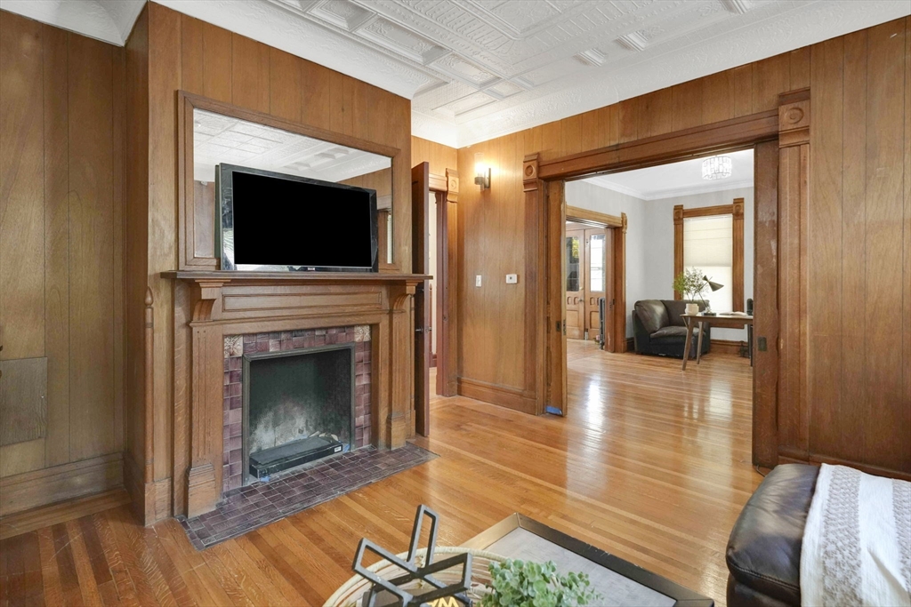 288 St James Avenue Springfield, MA 01109 - Photo 10 of 41