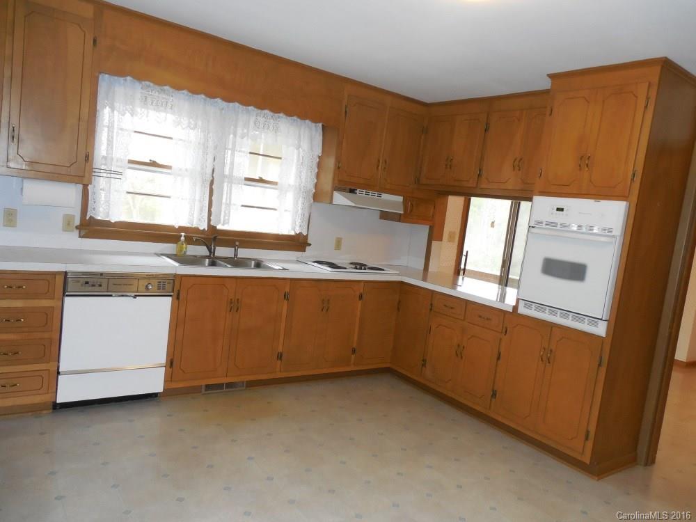 419 Section House Road Hickory, NC 28601 - Photo 8 of 24 Gallery Image 8
