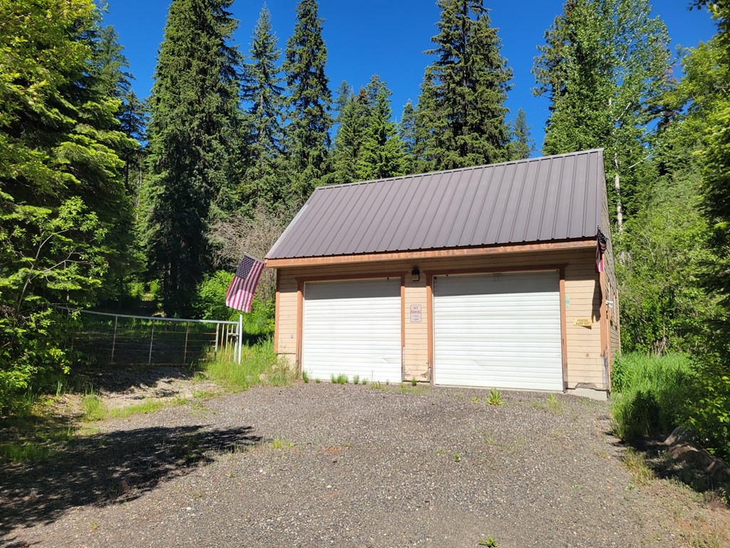 671 West Mountain Road Cascade, ID 83611 - Photo 2 of 11 11.44 ACRES