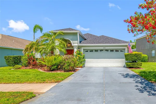 $599,999 | 19254 Fishermans Bend Drive, Lutz, FL 33558