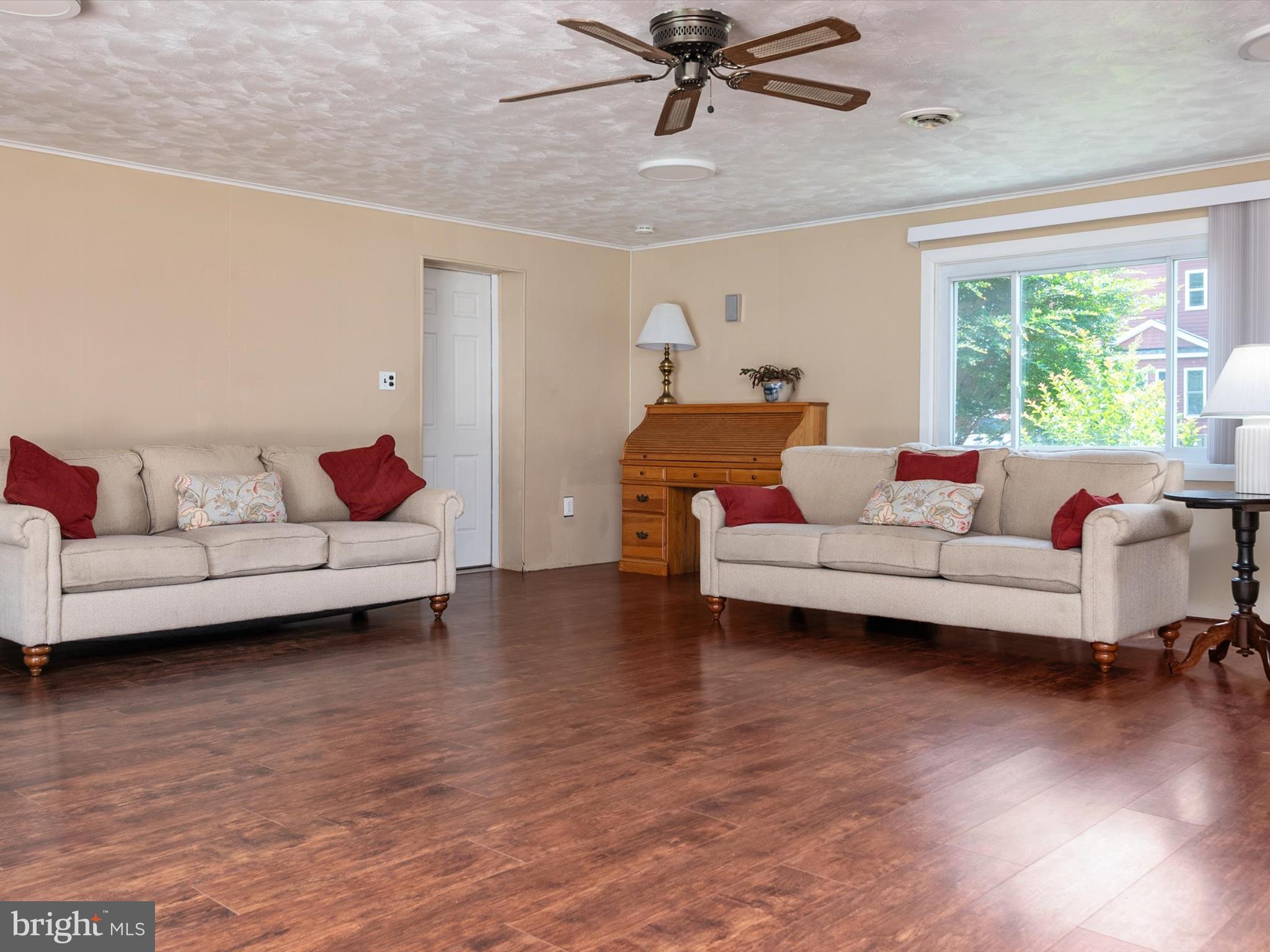 1619 Midland Road Edgewater, MD 21037 - Photo 13 of 42