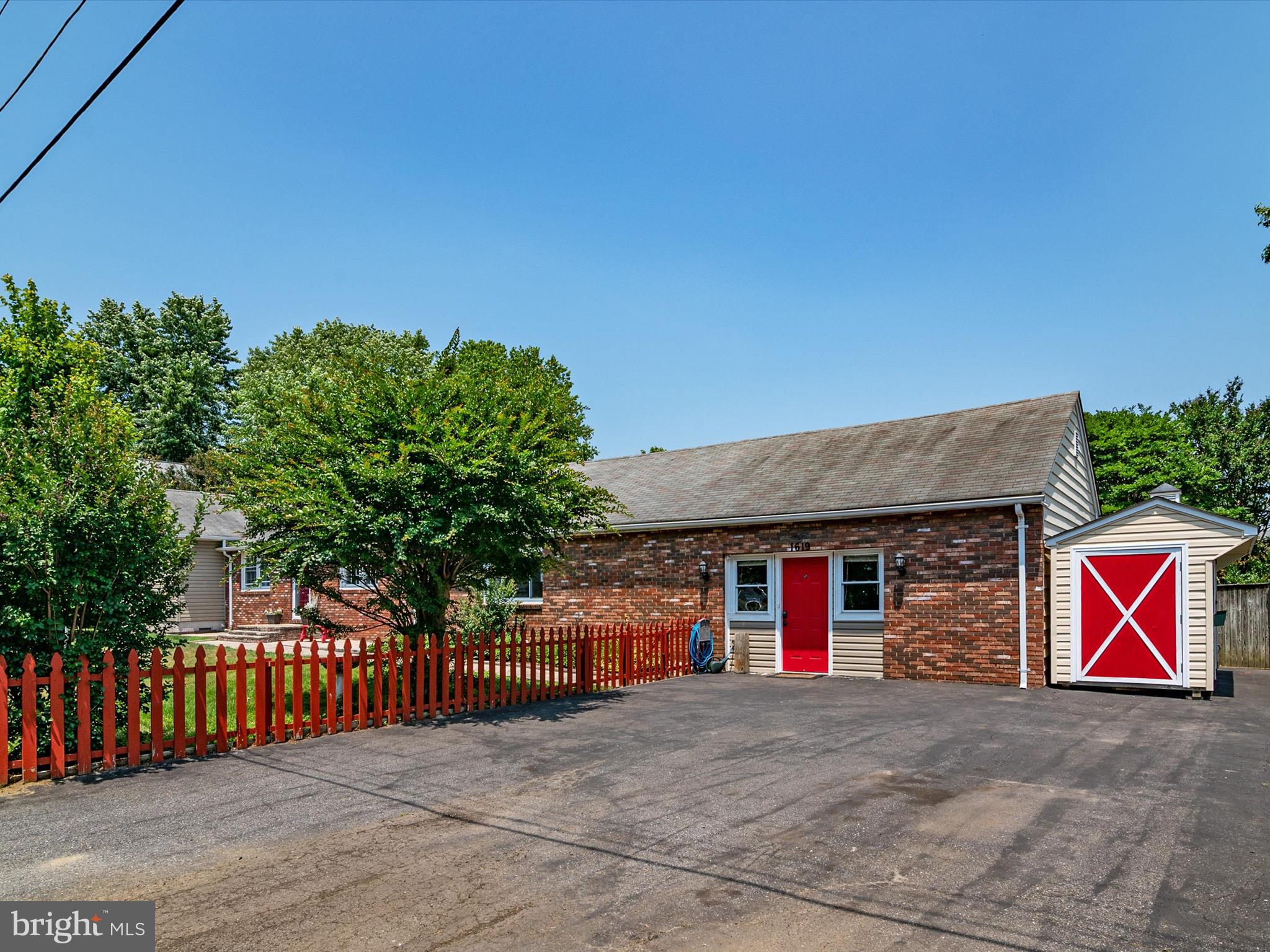 1619 Midland Road Edgewater, MD 21037 - Photo 4 of 42
