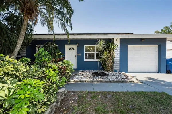 $460,000 | 1349 Regina Drive West, Largo, FL 33770