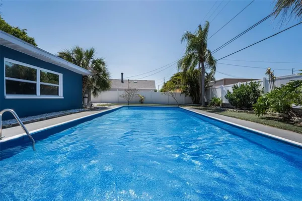 $460,000 | 1349 Regina Drive West, Largo, FL 33770