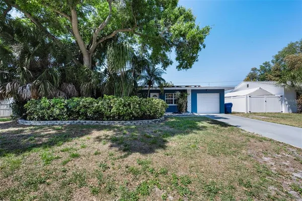 $460,000 | 1349 Regina Drive West, Largo, FL 33770
