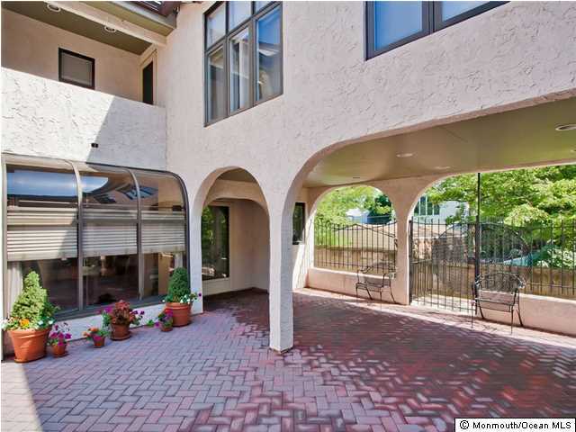 55 Prospect Avenue, Unit 6 Red Bank, NJ 07701 - Photo 1 of 24 Primary Photo
