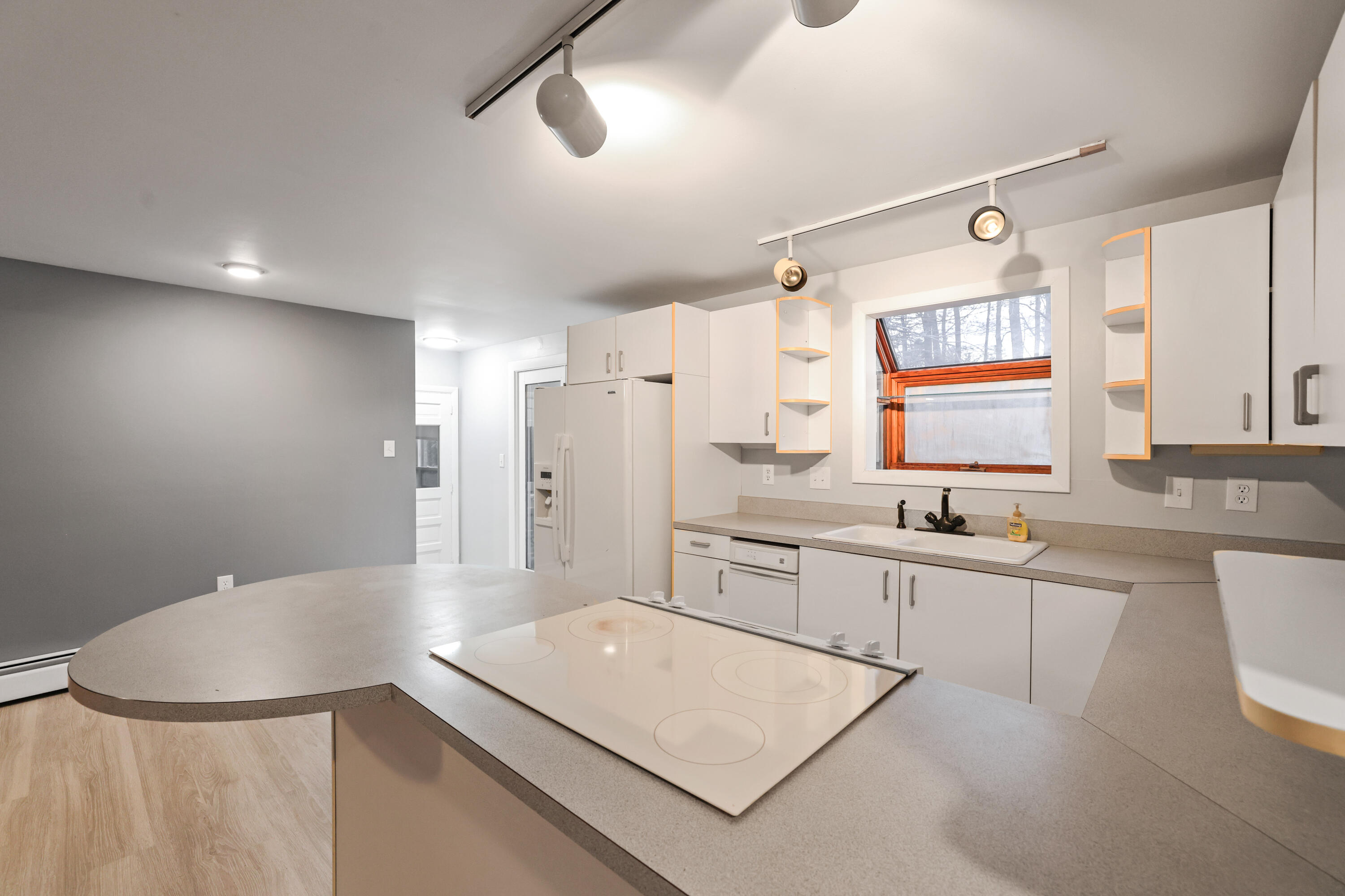157 Sandy Hill Road South Portland, ME 04106 - Photo 10 of 26 3G0A2898