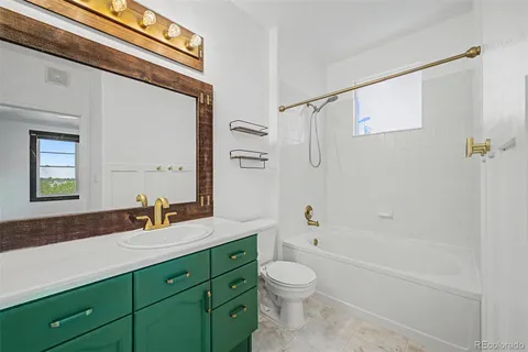 $285,000 | 14323 East 1st Drive, Unit 302, Aurora, CO 80011