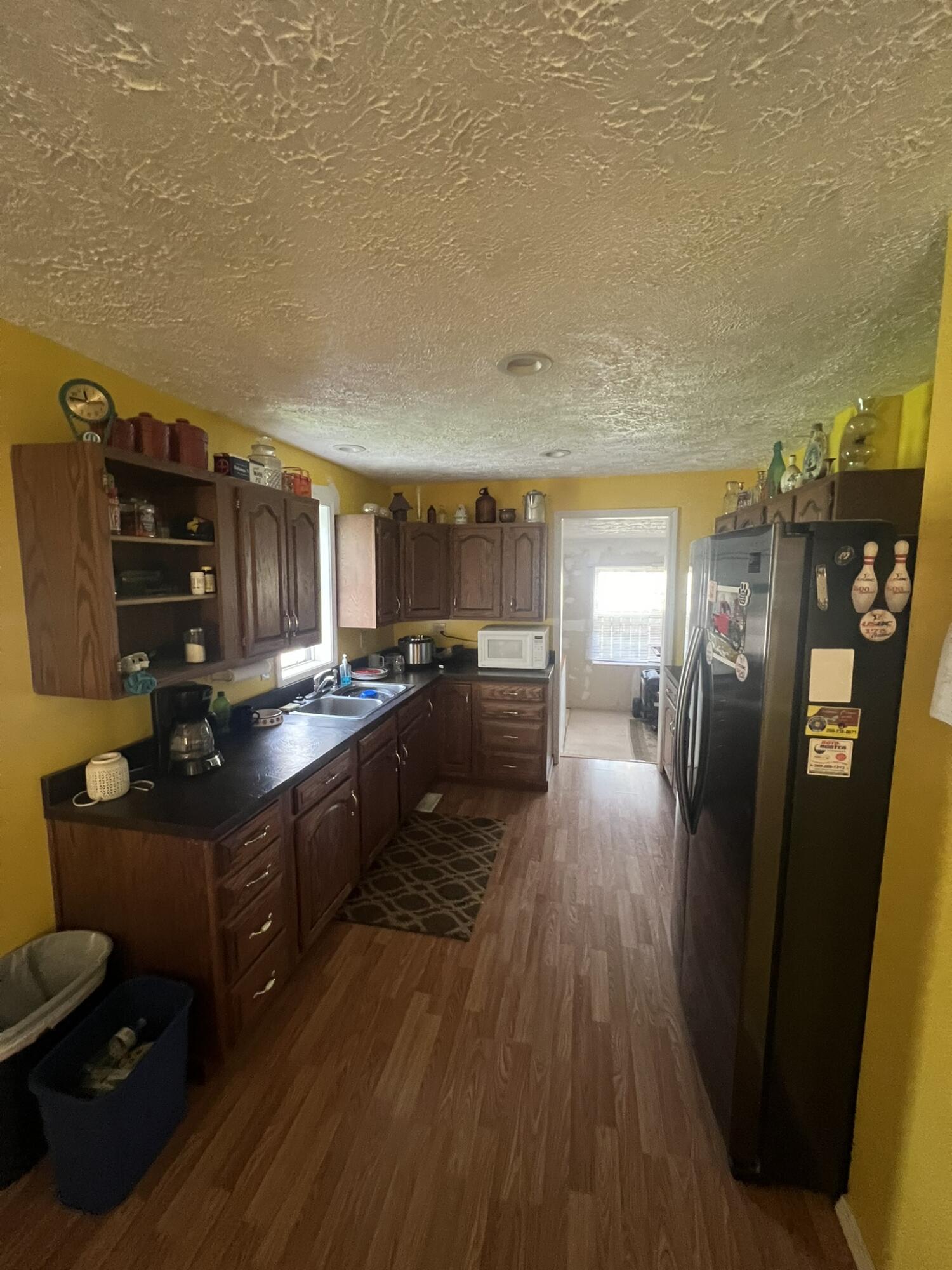 125 East Edgar Bergen Boulevard Decatur, MI 49045 - Photo 3 of 13 IMG_6015