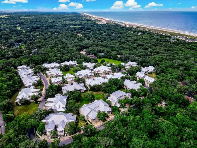 $575,000 | 95220 Summerwoods Circle, Unit 1204, Fernandina Beach, FL 32034