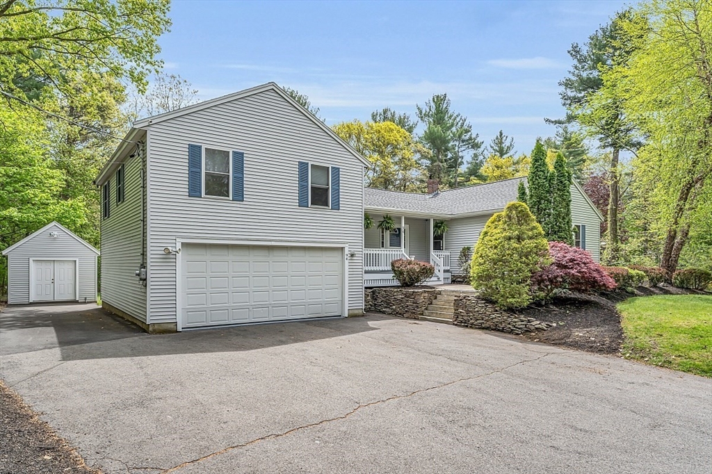 94 Boston Street Middleton, MA 01949 - Photo 1 of 41 Gallery Image 1