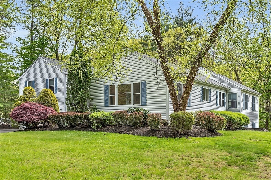 94 Boston Street Middleton, MA 01949 - Photo 2 of 41 Gallery Image 2