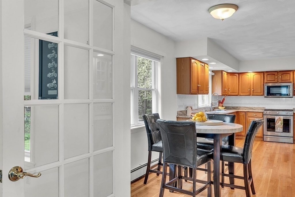 94 Boston Street Middleton, MA 01949 - Photo 10 of 41 Gallery Image 10