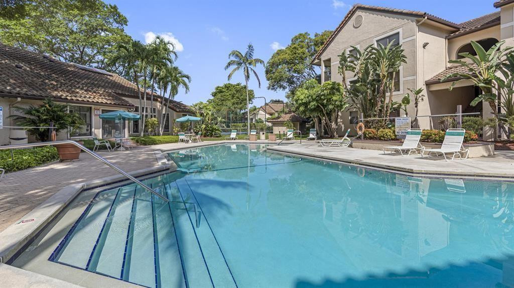 4341 West McNab Road, Unit 10 Pompano Beach, FL 33069 - Photo 3 of 39 Photo 3