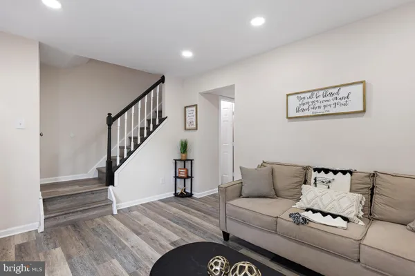 $269,900 | 303 Thayer Court, Newark, DE 19702
