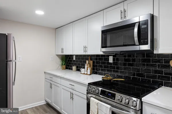 $269,900 | 303 Thayer Court, Newark, DE 19702