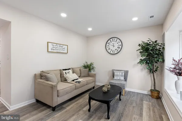 $269,900 | 303 Thayer Court, Newark, DE 19702