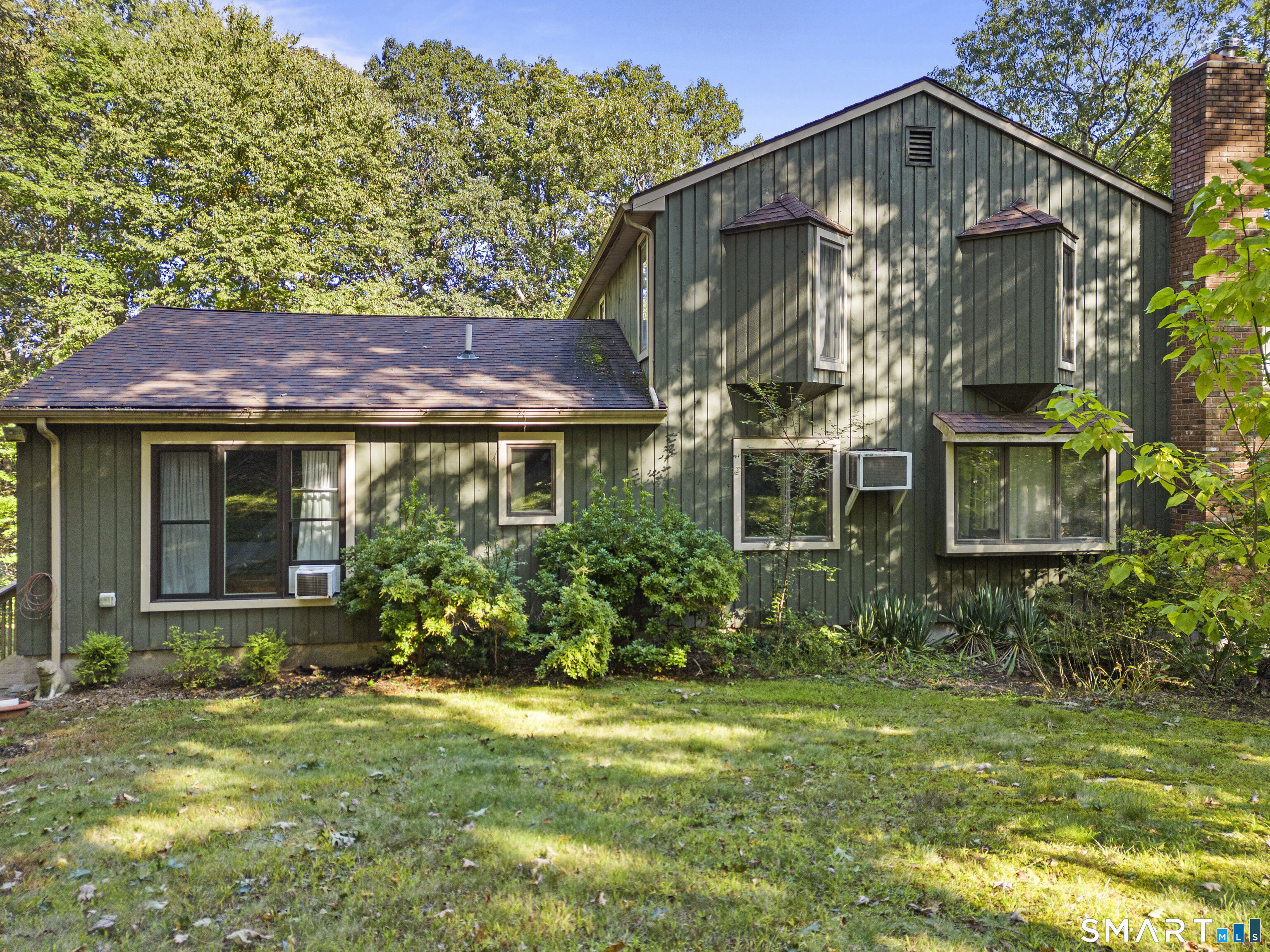 955 Georges Hill Road Southbury, CT 06488 - Photo 3 of 40 side view