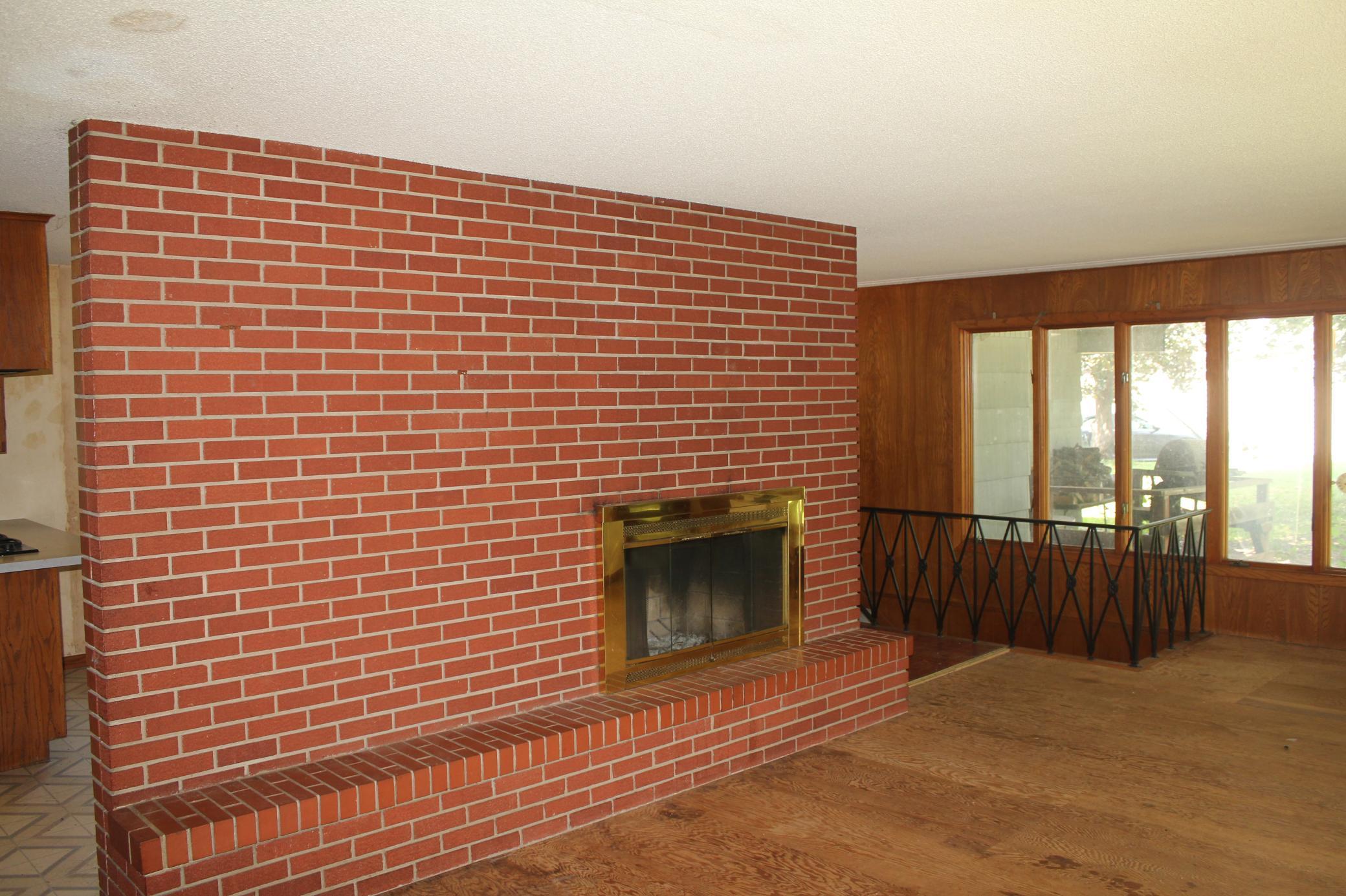9149 Meadowview Road Bloomington, MN 55425 - Photo 18 of 34 Gallery Image 18