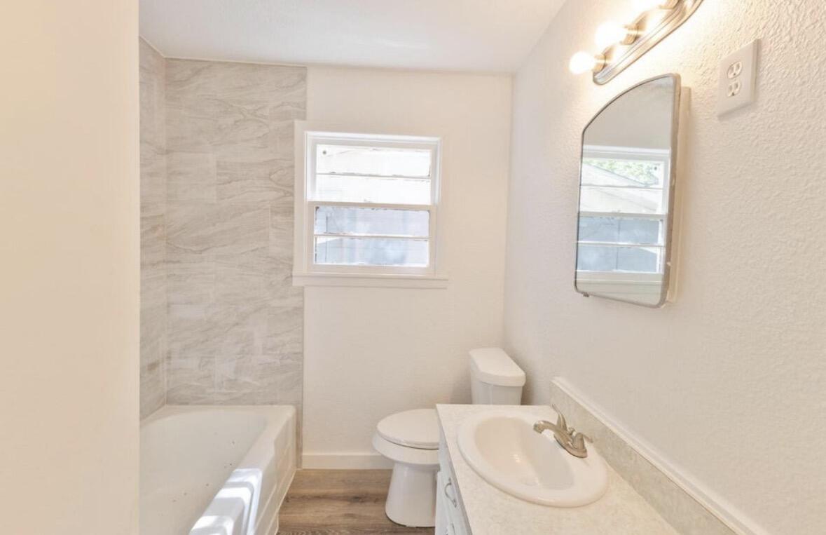 2513 44th Street Lubbock, TX 79413 - Photo 12 of 16 IMG_7649