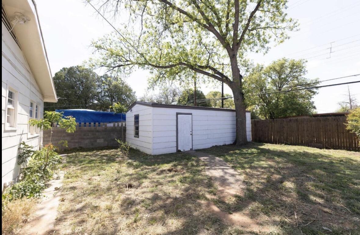 2513 44th Street Lubbock, TX 79413 - Photo 16 of 16 IMG_7653