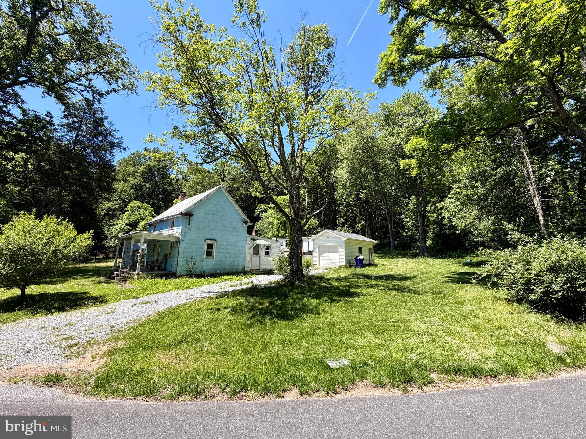 10121 Putman Road Frederick, MD 21702 - Photo 3 of 22
