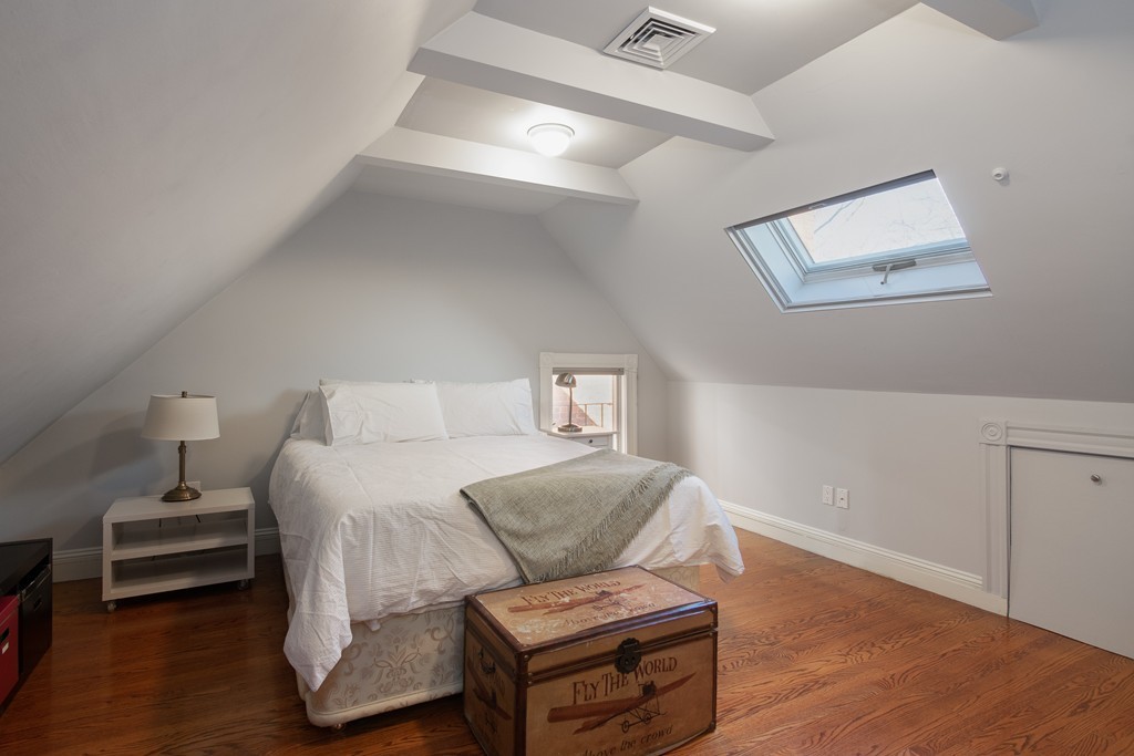 23 Harvard Avenue, Unit 2 Brookline, MA 02446 - Photo 14 of 25