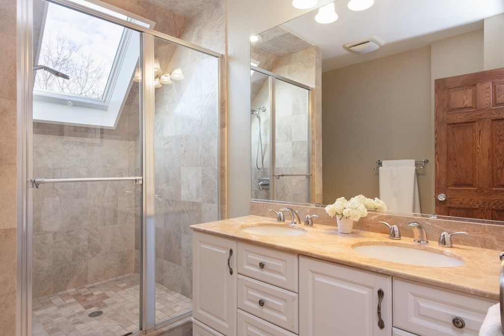 23 Harvard Avenue, Unit 2 Brookline, MA 02446 - Photo 18 of 25