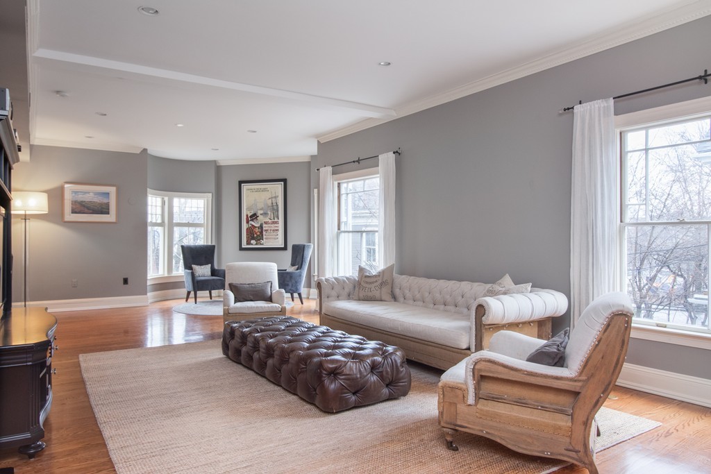 23 Harvard Avenue, Unit 2 Brookline, MA 02446 - Photo 3 of 25