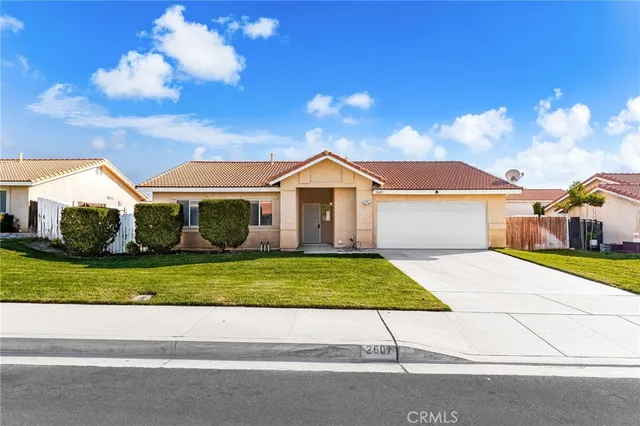 $549,000 | 2607 North Fitzsimmons Avenue, Rialto, CA 92377