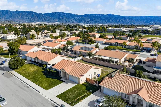 $549,000 | 2607 North Fitzsimmons Avenue, Rialto, CA 92377