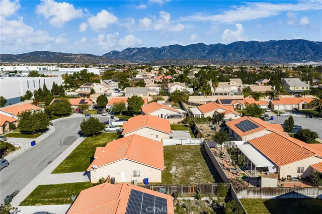 $549,000 | 2607 North Fitzsimmons Avenue, Rialto, CA 92377