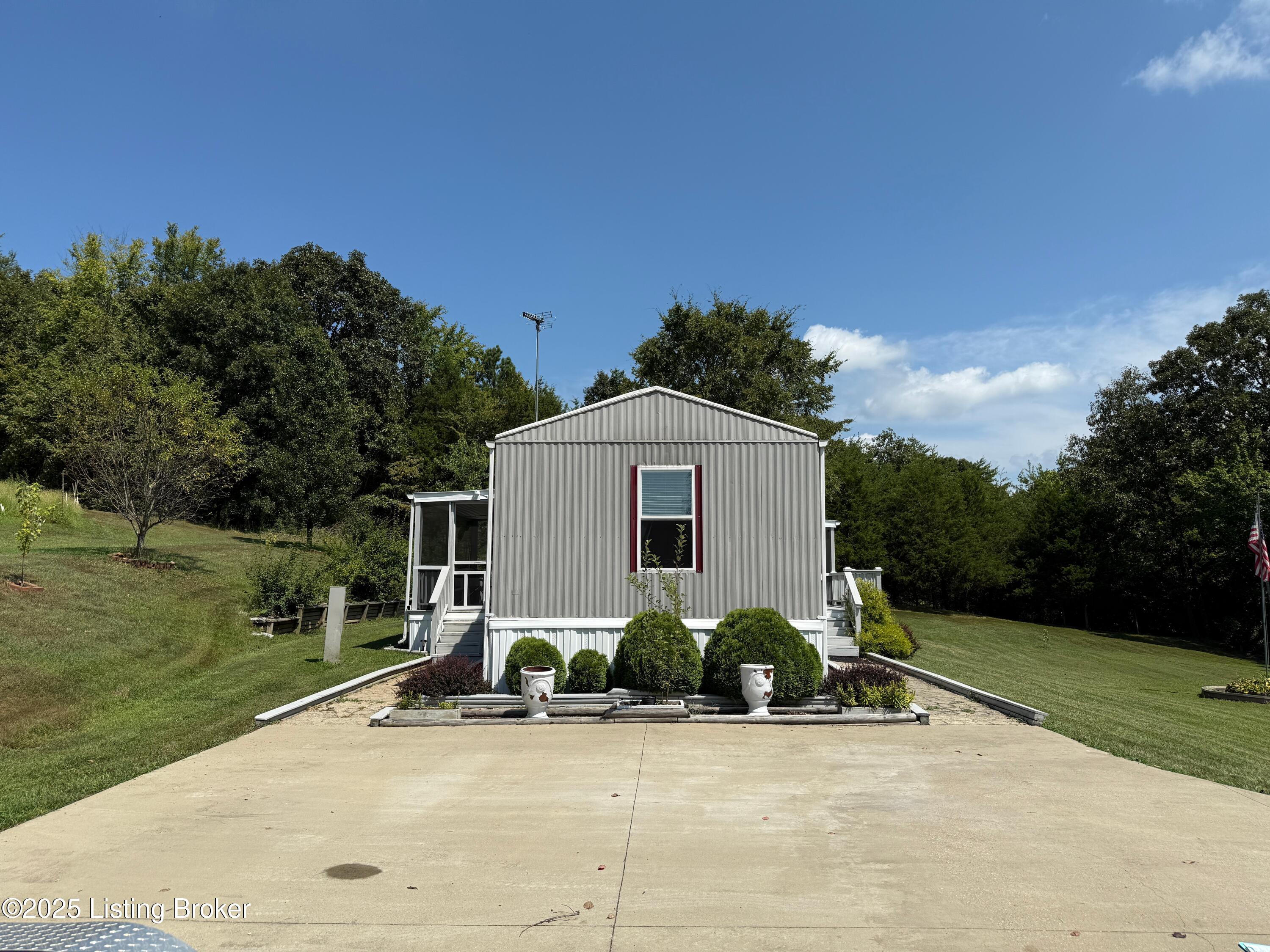 138 Sandlin Road Leitchfield, KY 42754 - Photo 8 of 40 Image00007