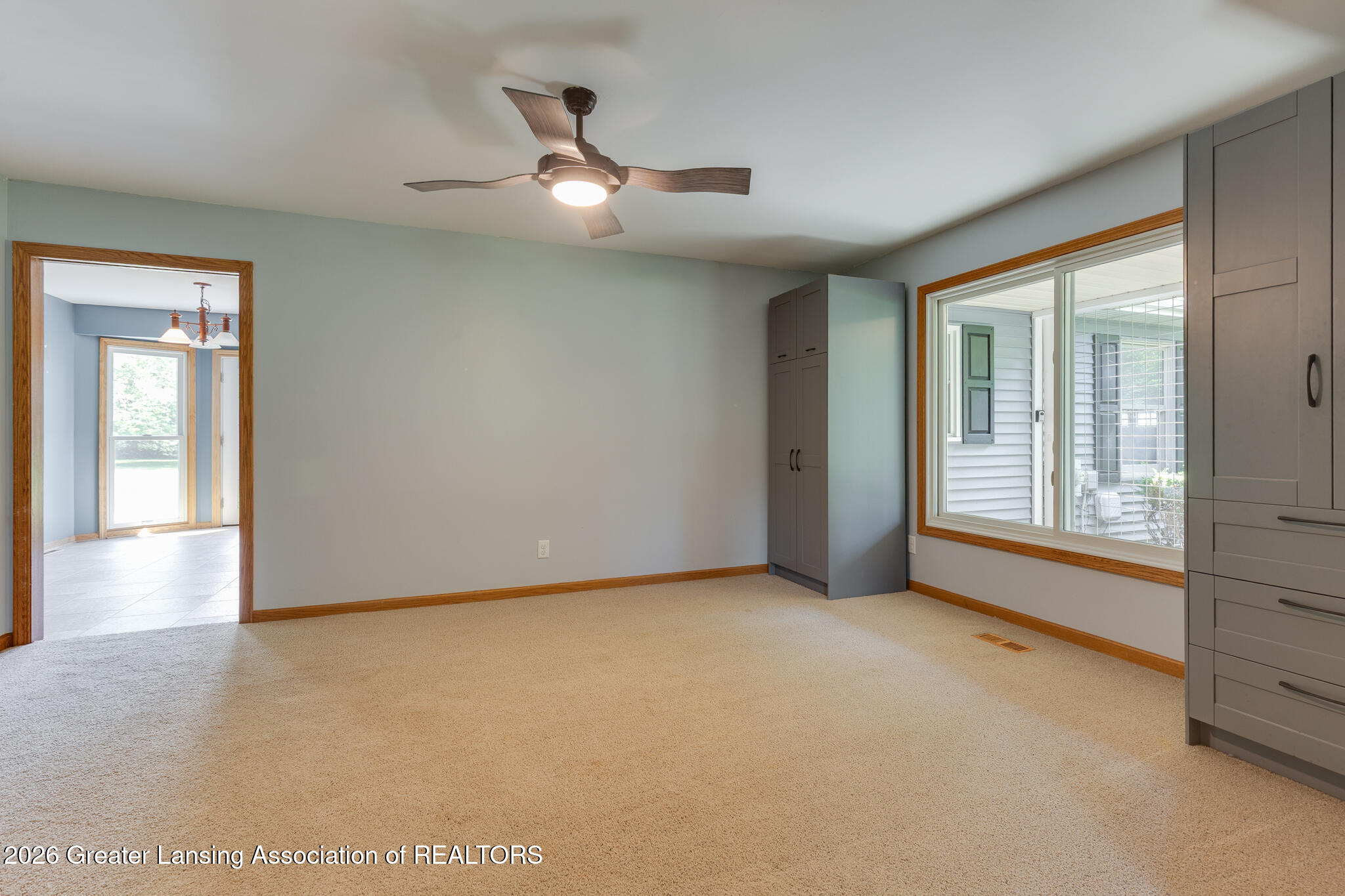 4115 West Howe Road Dewitt, MI 48820 - Photo 9 of 32 .